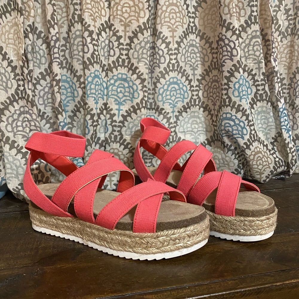 Coral pink platform sandals - womens 8.5